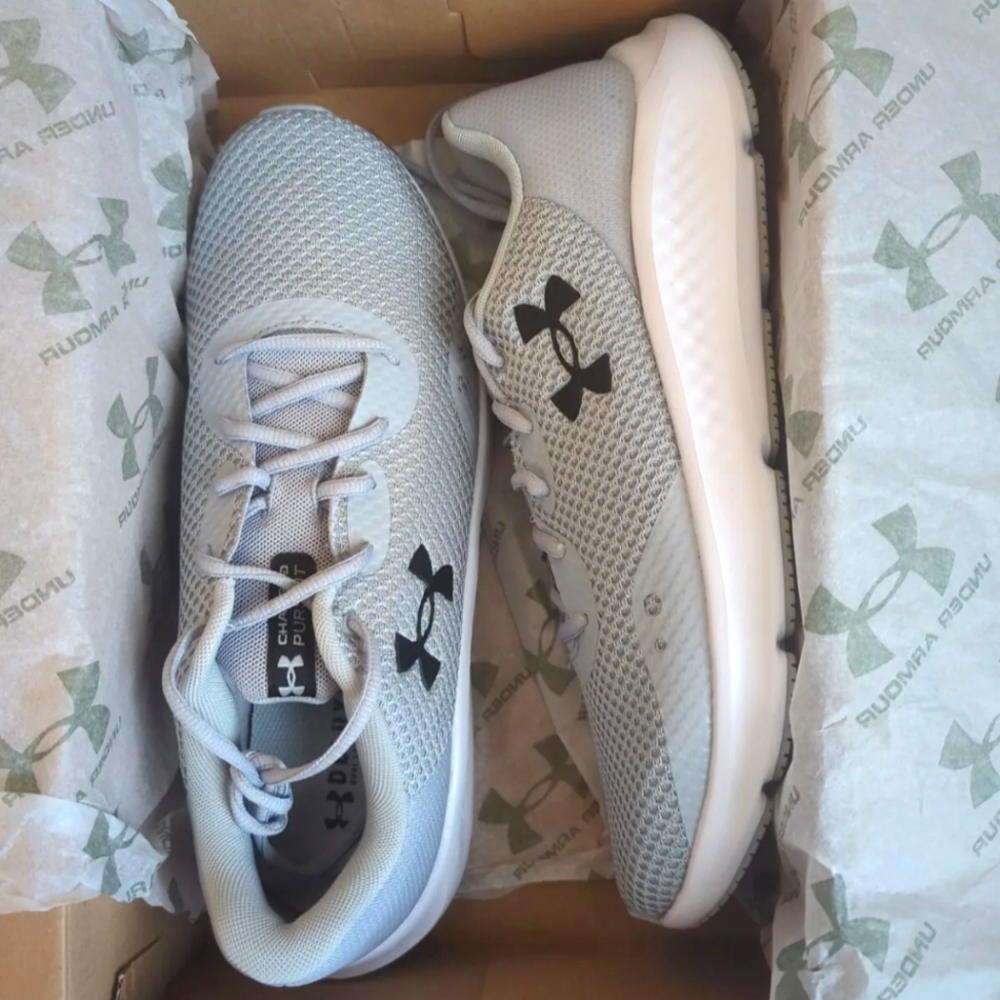 Under Armour 3024878 Men's Training UA Charged Pursuit 3 Running Shoes NIB sz11